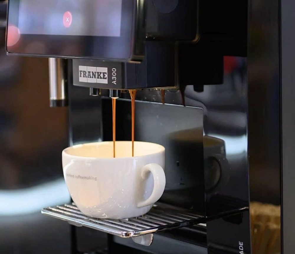 Office Barista: Cum Crește Retenția Angajaților cu un Coffee Corner Premium