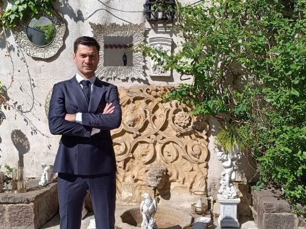 Cum promovează Mihai Popa evenimentele EkoGroup-Vila.ro